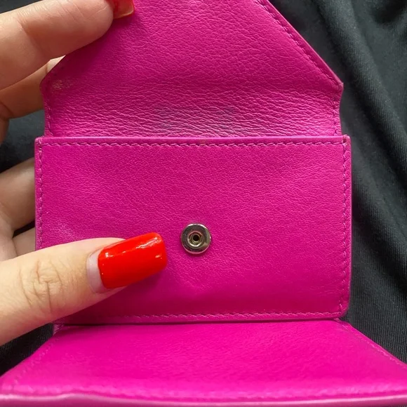 💕🤭 Balenciaga pink wallet! - Picture 6 of 16